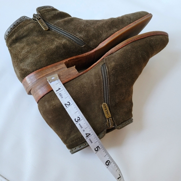 ITALEAU Waterproof Genuine Leather Studded Booties Sz 37 6.5 - Picture 10 of 14